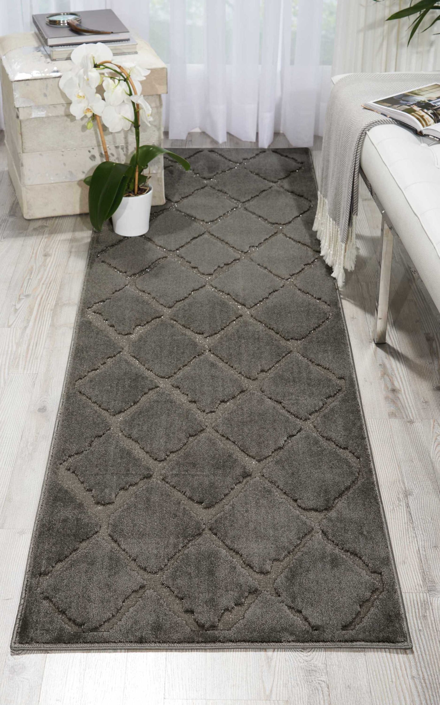 Michael Amini Gleam MA601 Grey