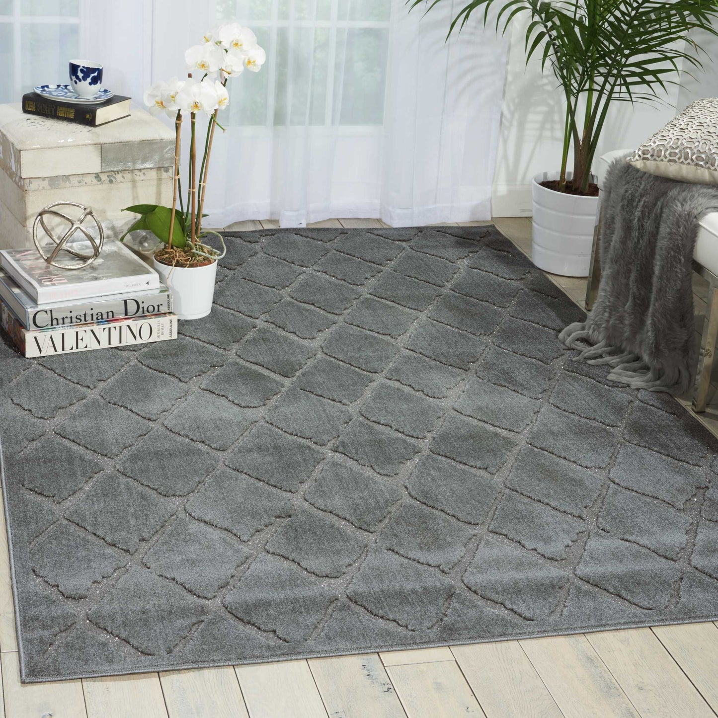 Michael Amini Gleam MA601 Grey